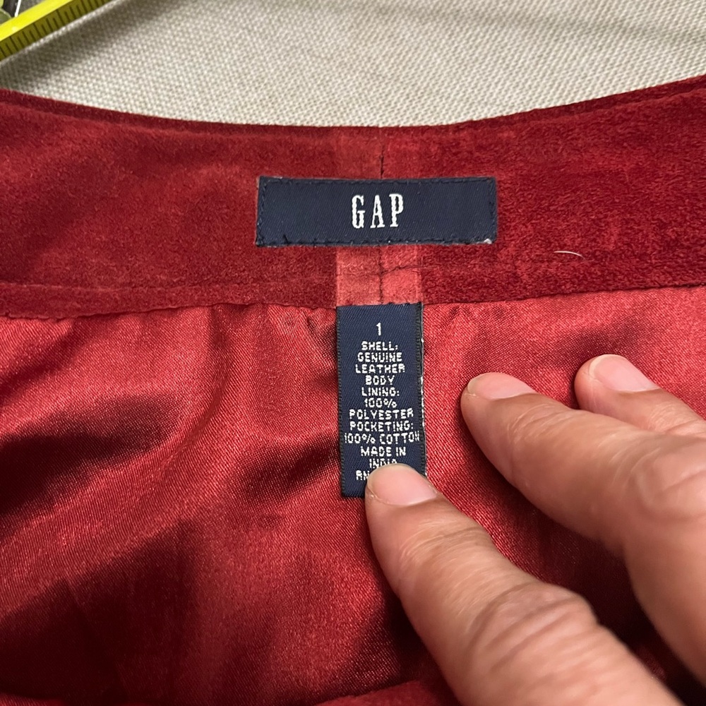 GAP Vintage‎ Y2K Red Suede Pencil Skirt Sz. M - Picture 9 of 11